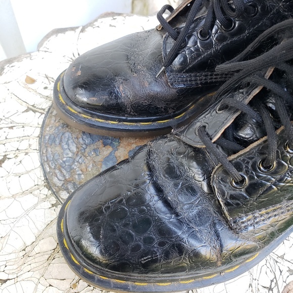 Vintage England Crocodile Dr Martens Combat Boots - Picture 6 of 8